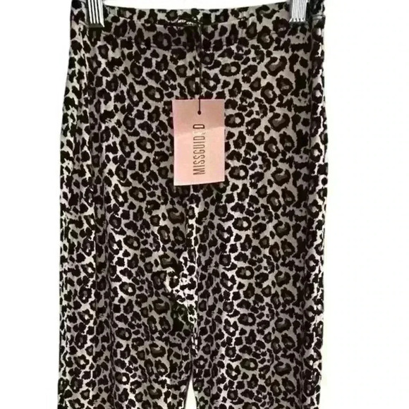 Missguided Women's Size 4 Brown Leopard Print Jersey Flare Pants Casual - Picture 2 of 12